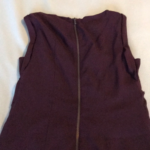 Express Plum Ruched Sheath Dress size 8 - Picture 5 of 7